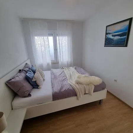 Apartament App Mira