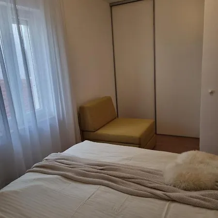 Apartament App Mira